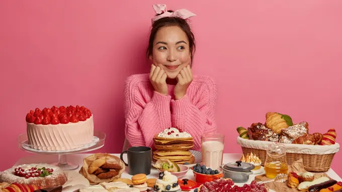 Hobi Bikin Dessert? Gali Inspirasinya dari Chef Yuda Bustara di Konser Amal Kreatif Lokal
