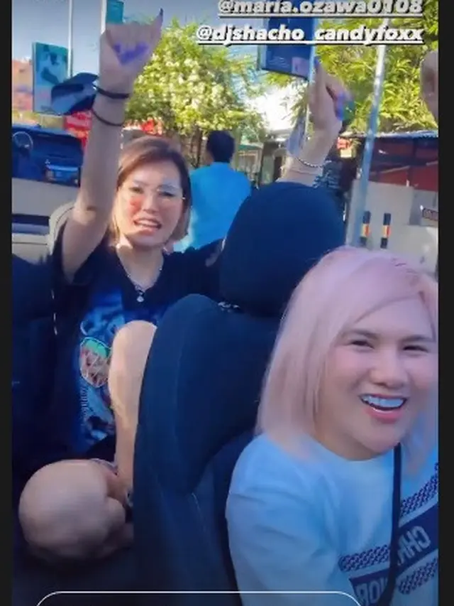 Kebersamaan Miyabi alias Maria Ozawa bareng Evelyn Nada Anjani di Bali (Foto: Instagram/@evelinnadaanjani)