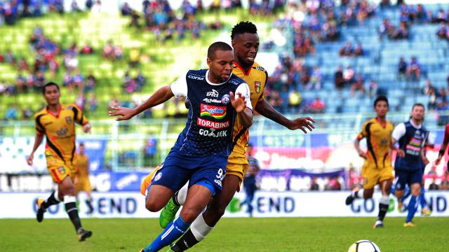 Arema FC vs Mitra Kukar