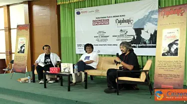 Jatinangor,3 Maret 2011 HIMA Jurnalistik Fakultas Komunikasi Universitas Padjadjaran bekerjasama dengan Gramedia Bandung,Perpustakaan Batu Api dan Forum Film Bandung (FFB) menyelenggarakan kegiatan diskusi sastra ,pemutaran film dan bedah buku (Pengirim: 