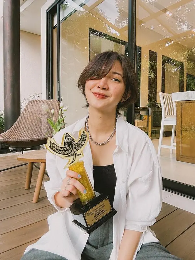 6 Potret Tampilan Baru Sheila Dara Aisha dengan Rambut Bondol, Dipuji Ganteng oleh Netizen