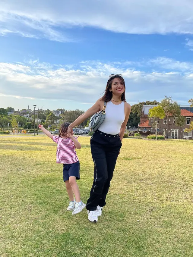 Potret Acha Septriasa bersama sang putri, Bridgia Kalina Kharisma. (Foto: Instagram/septriasaacha)