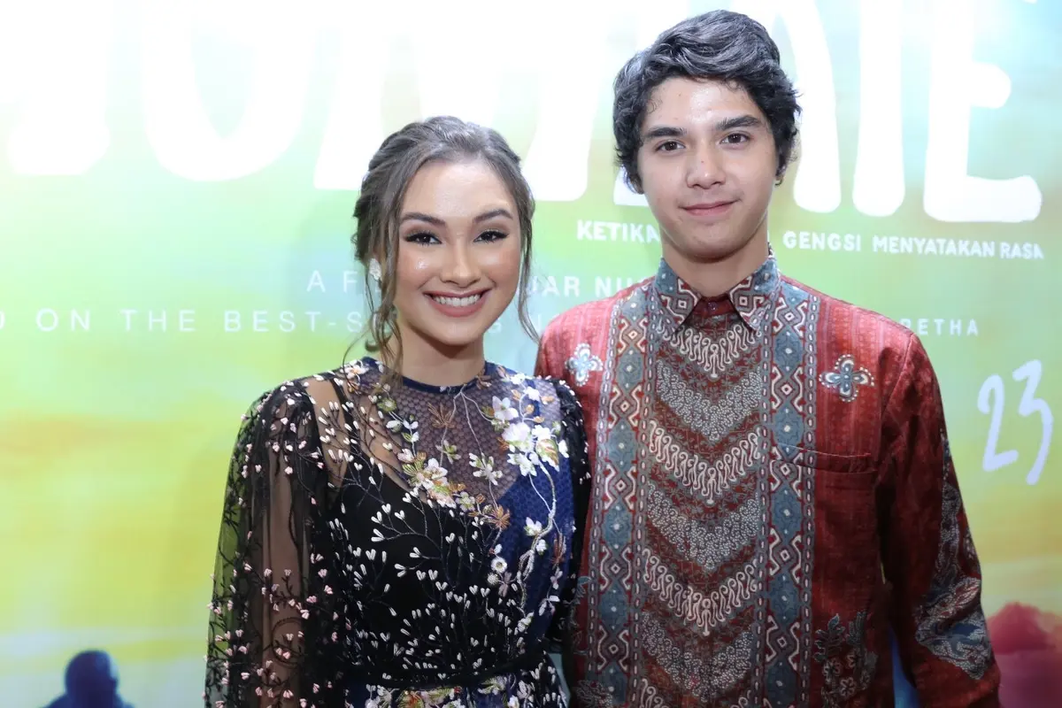 [Fimela] AL Ghazali dan Caitlin Halderman