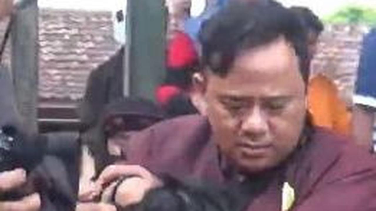 Tepergok Curi Motor Kurir, 2 Maling di Lumajang Diamuk Massa