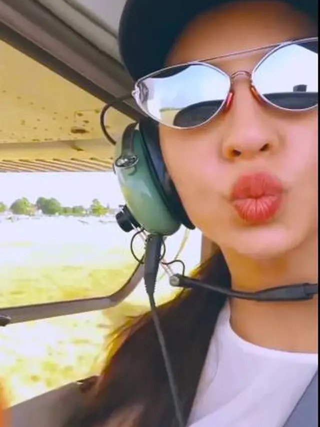 Terbangkan Pesawat, Ini 6 Momen Seru Raline Shah saat di Inggris