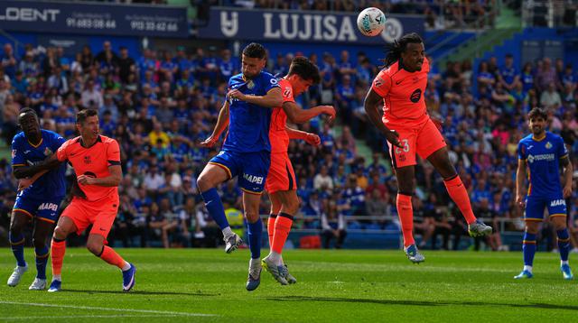Barcelona berhasil meraih kemenangan 2-0 atas Getafe pada laga pekan ke-32 La Liga di Estadio Coliseum, Getafe, Sabtu (25/04/2026) malam WIB. Berkat hasil positif tersebut, El Barca semakin dekat dengan trofi juara. (AP Photo/Manu Fernandez)