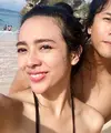 Tahun 2018 ini, merupakan tahun ke sembilan pasangan selebriti Dea Ananda dan Ariel Nidji. Hingga kini, pasangan ini masih seperi sepasang kekasih. Lantas seperti apa proses perkenalan pasangan ini. (Instagram/dea_ananda)