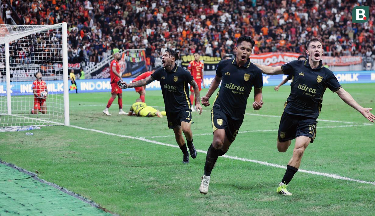 Gol Ikhsan Zikrak memupuskan tiga poin di depan mata Persija saat menjamu Borneo FC dalam laga lanjutan BRI Super League 2025/2026 di Jakarta International Stadium (JIS), Jakarta Utara, Selasa (03/03/2026). (Bola.com/M Iqbal Ichsan)