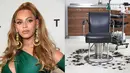 Beyonce kini adalah selebriti papan atas dunia. Namun, dilansir dari Cosmopolitan, ia pernah menjadi tukang sapu di salon. (Getty Images-Cosmopolitan)