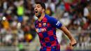 2. Luis Suarez - Kebersamaan Luis Suarez dengan Barcelona dipastikan berakhir usai Ronald Koeman mempersilakannya untuk mencari klub baru. Pemain asal Uruguay ini bisa menjadi pengganti Higuain di lini serang Juventus. (AFP/Giuseppe Cacace)