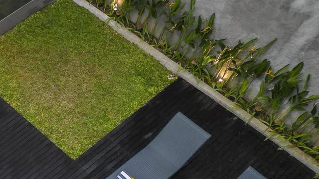 6 Potret Teras Vila Nana Mirdad di Bali, Mewah dan Estetik dengan Konsep Open Space
