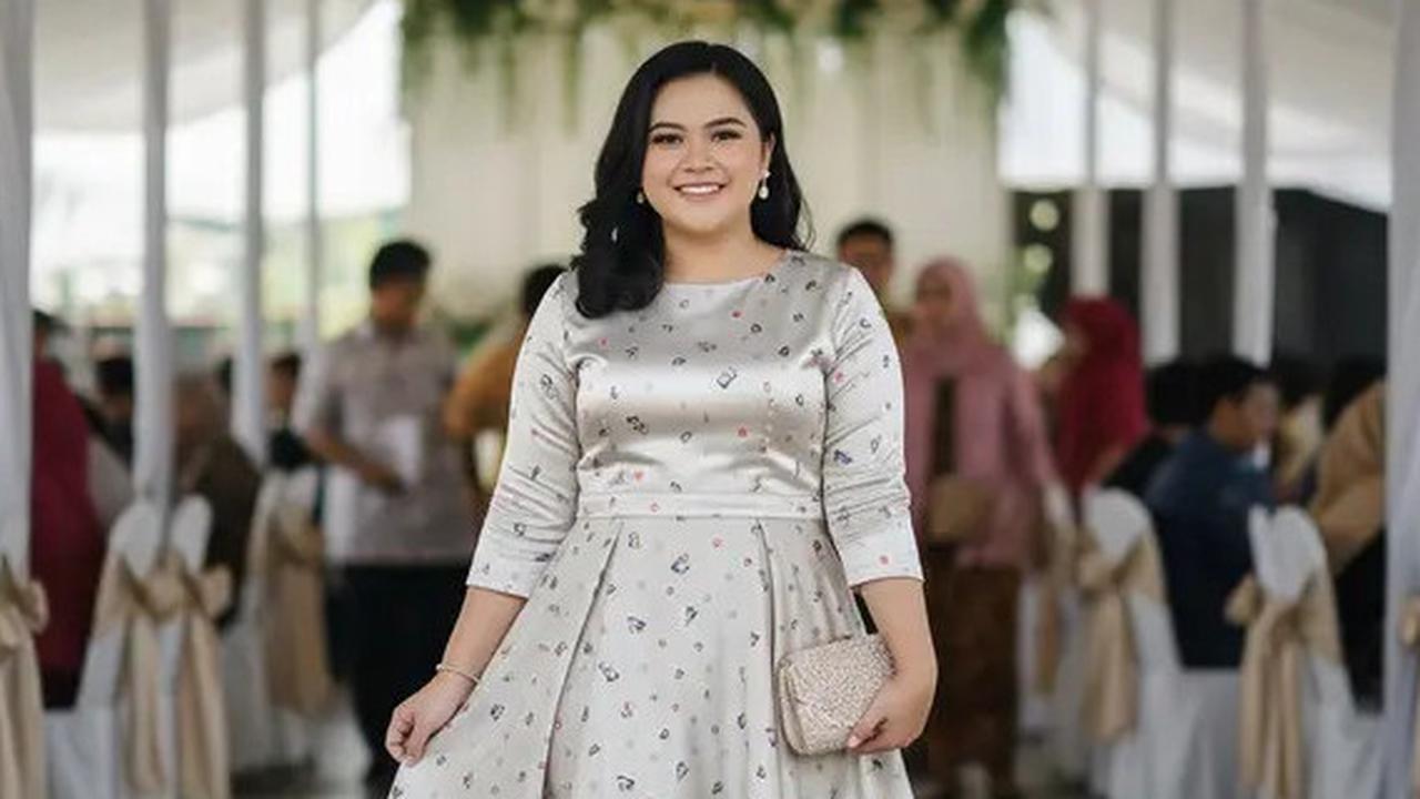 Tips Pilih Model Baju yang Pas Agar Perut Tidak Kelihatan Buncit, Stylish dan Makin Kece