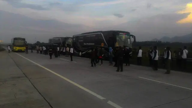 Bentrok Jakmania dan warga