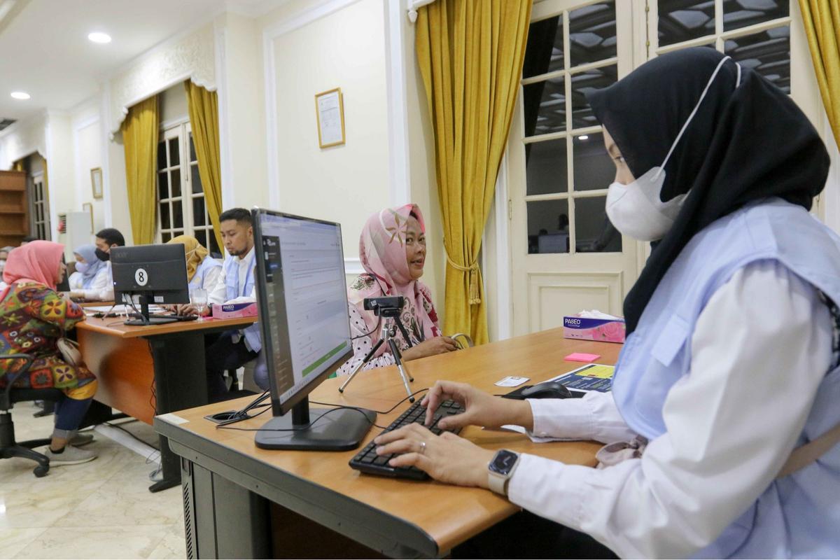 Gibran buka layanan aduan 'Lapor Mas Wapres'