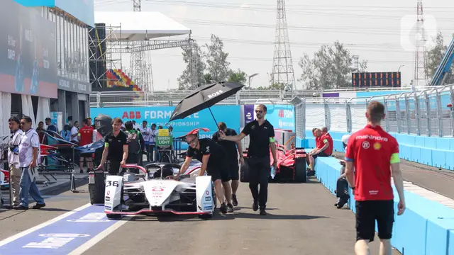 Persiapan Mobil Listrik Formula E Jakarta 2022