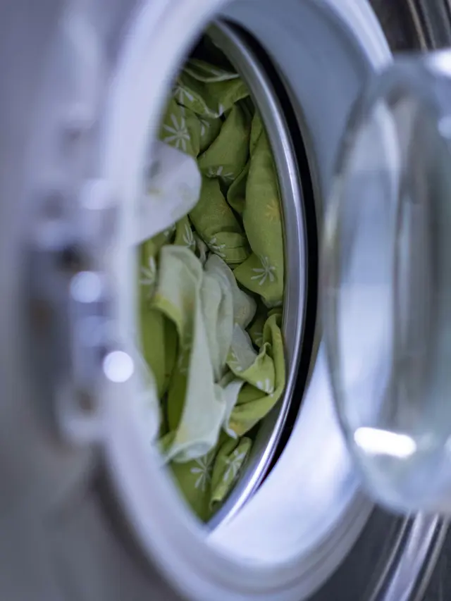 Cucian di dalam mesin cuci