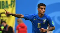 Philippe Coutinho cetak gol pertama Brasil atas Kosta Rika (OLGA MALTSEVA / AFP)