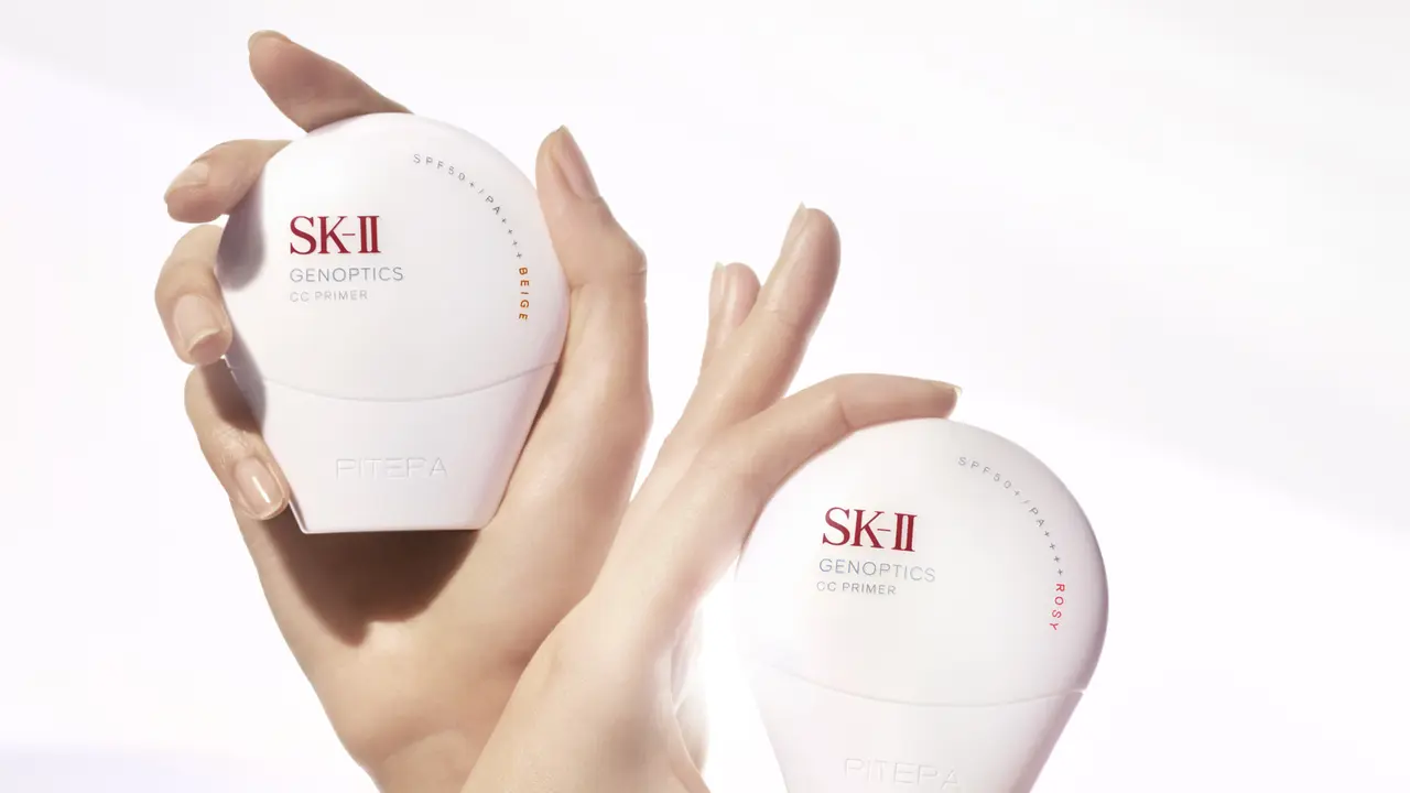 SK-II Rilis GenOptics Airy UV Cream & CC Primer, Solusi 5-in-1 untuk Kulit Glowing Sepanjang Hari (photo by SK-II Indonesia)