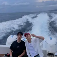 Intip potret keakraban Dikta Wicaksono dan Ji Chang Wook saat berlayar dengan yatch (@dikta)