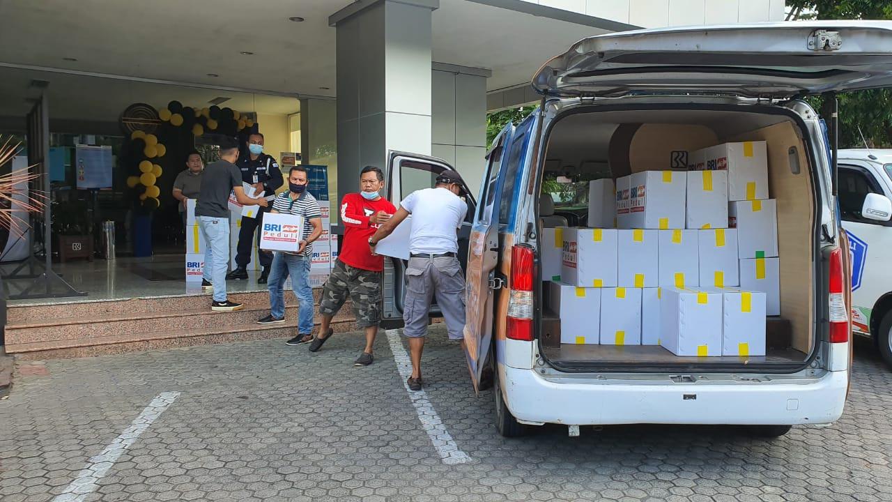 BRI Salurkan Ribuan Sembako dan Obat-obatan untuk Masyarakat Terdampak Gempa Malang