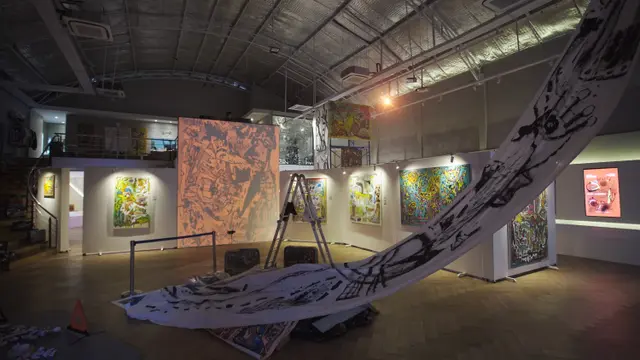 Pameran karya seniman Edi Bonetski