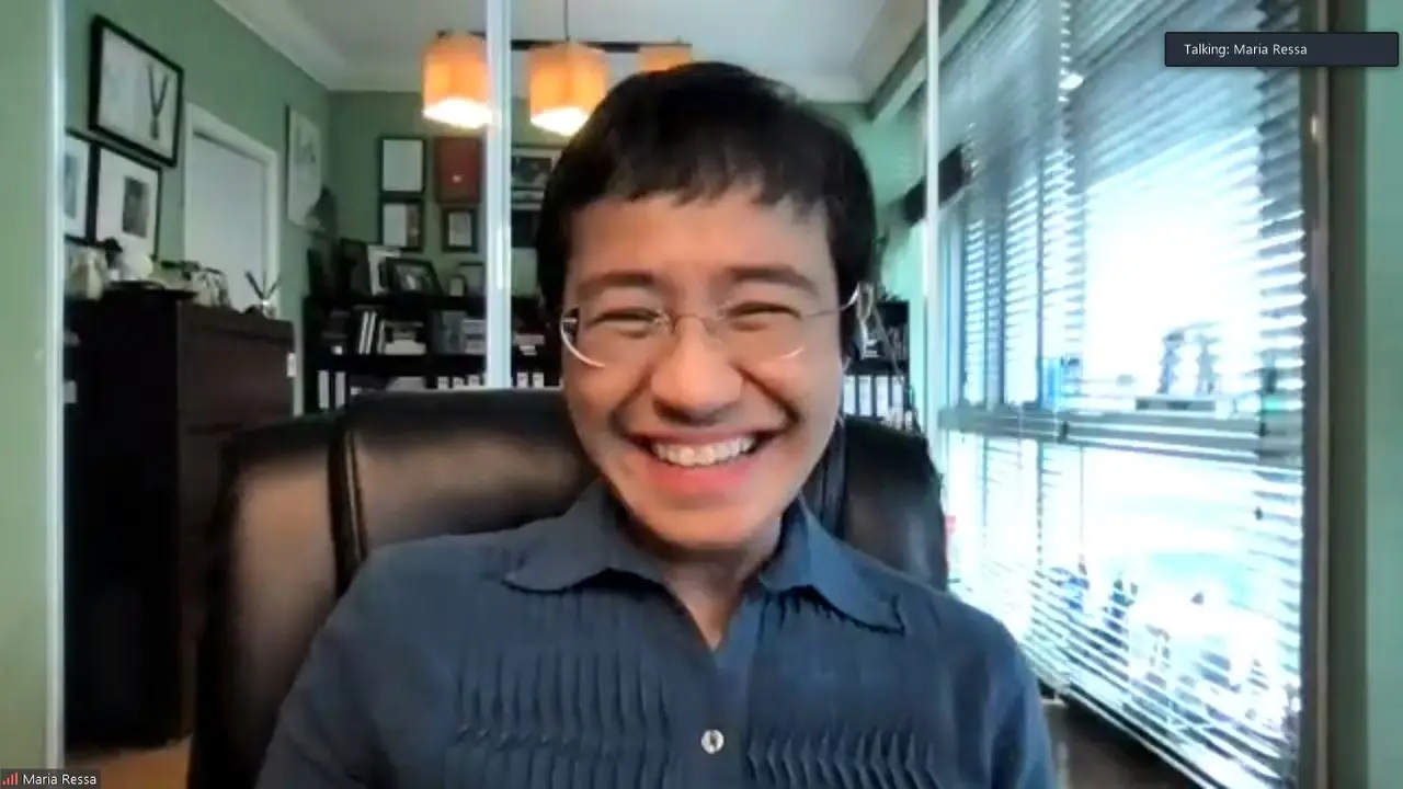 Maria Ressa, seorang jurnalis Filipina sekaligus CEO Rappler, berhasil meraih nobel perdamaian 2021.