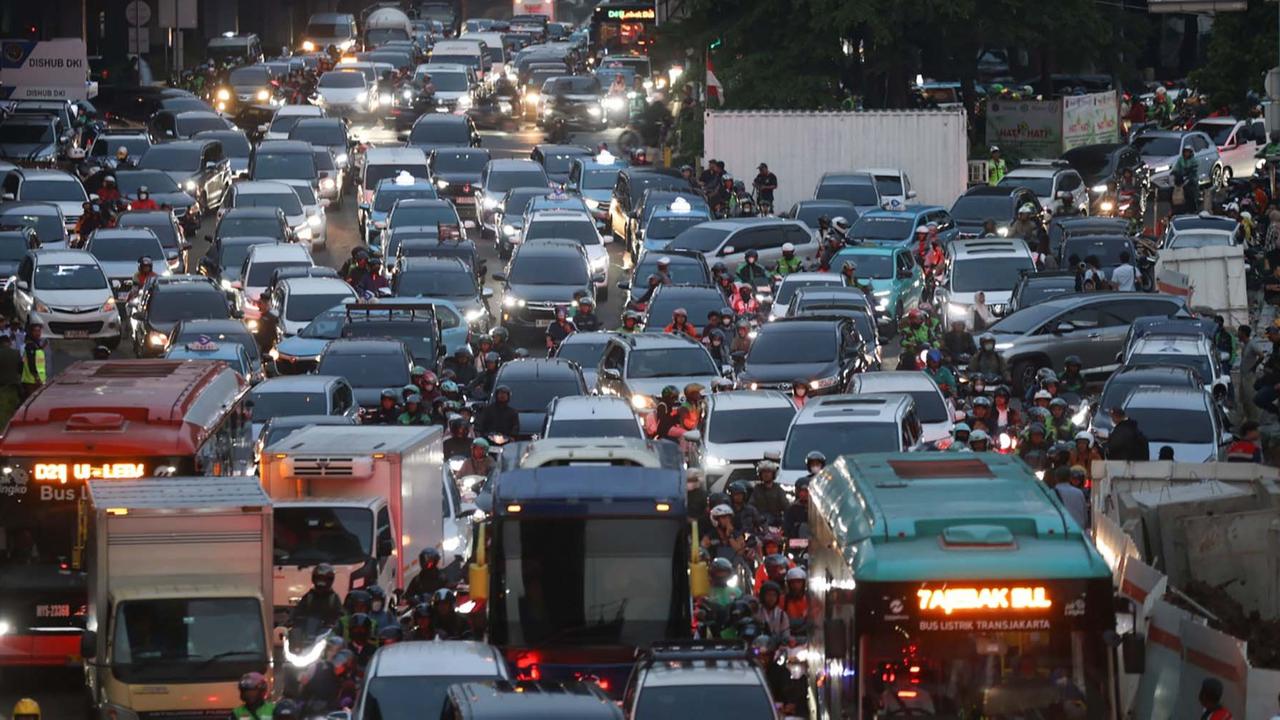 Pramono Ungkap Hasil Dua Hari Uji Coba Jalur Tol Gratis Atasi Kemacetan di TB Simatupang