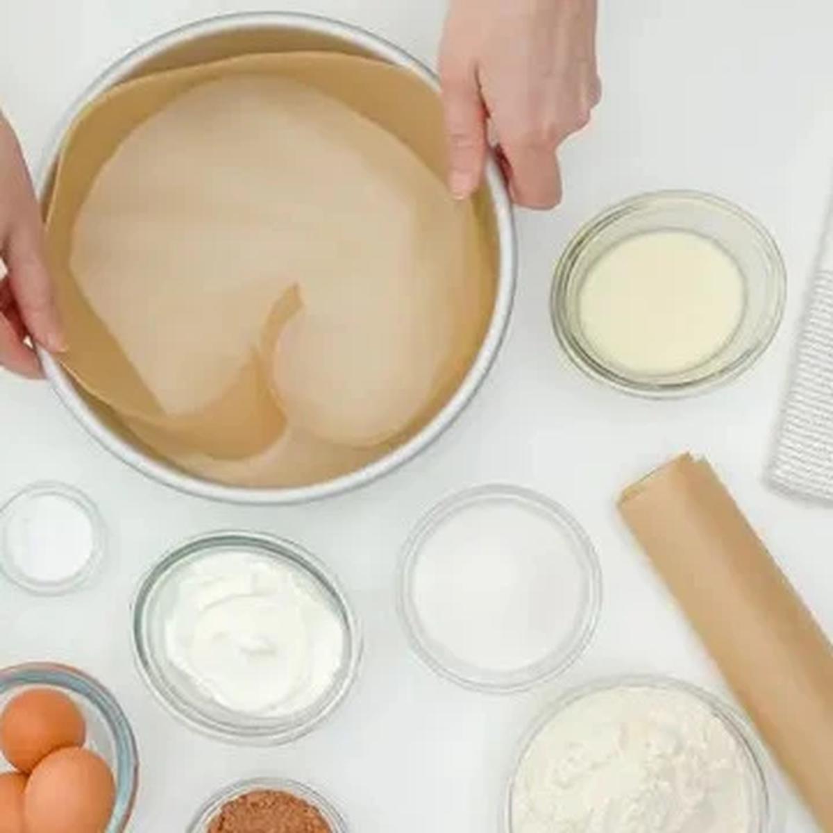 Trik Praktis Agar Kue Tidak Lengket di Loyang Tanpa Taburan Tepung