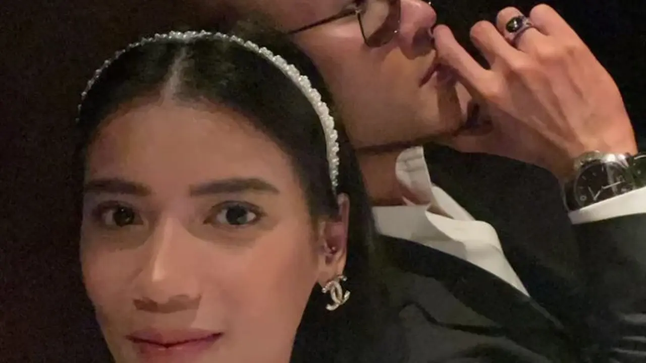 Momen Perayaan Anniversary Deddy Corbuzier dan Sabrina, Ajak Azka Double Date. (Sumber: Instagram/sabrinachairunnisa_)