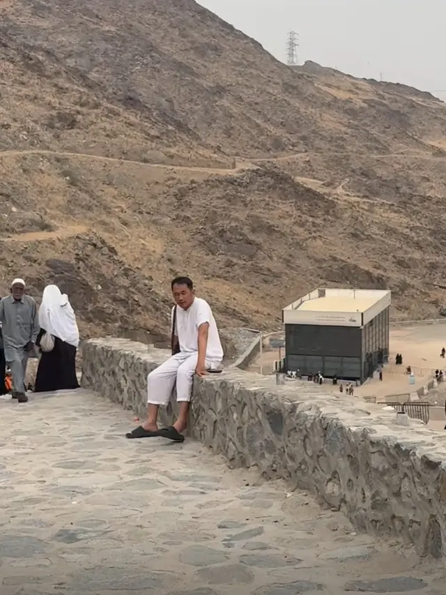 Zaskia Adya Mecca dan Hanung Bramantyo