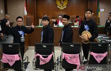 Vonis Bebas Delpedro dkk: Hakim Nyatakan Tidak Terbukti Lakukan Penghasutan Demo Ricuh Agustus