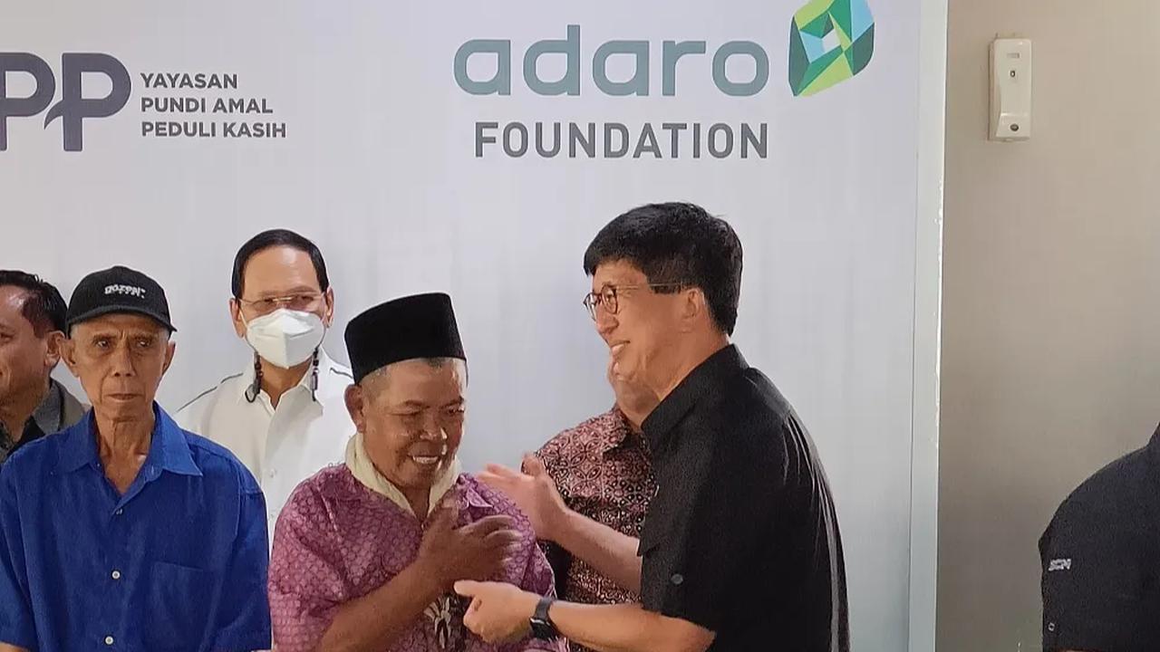 Direktur Utama Emtek Grup, Sutanto Hartono berujar filosofi dimiliki PT Adaro sejalan dengan komitmen dimiliki Emtek Grup yang mengajak masyarakat saling berbagi.<br>