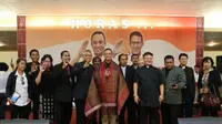 Dapat Dukungan Forum Masyarakat Batak, Anies Dikalungi Kain Ulos