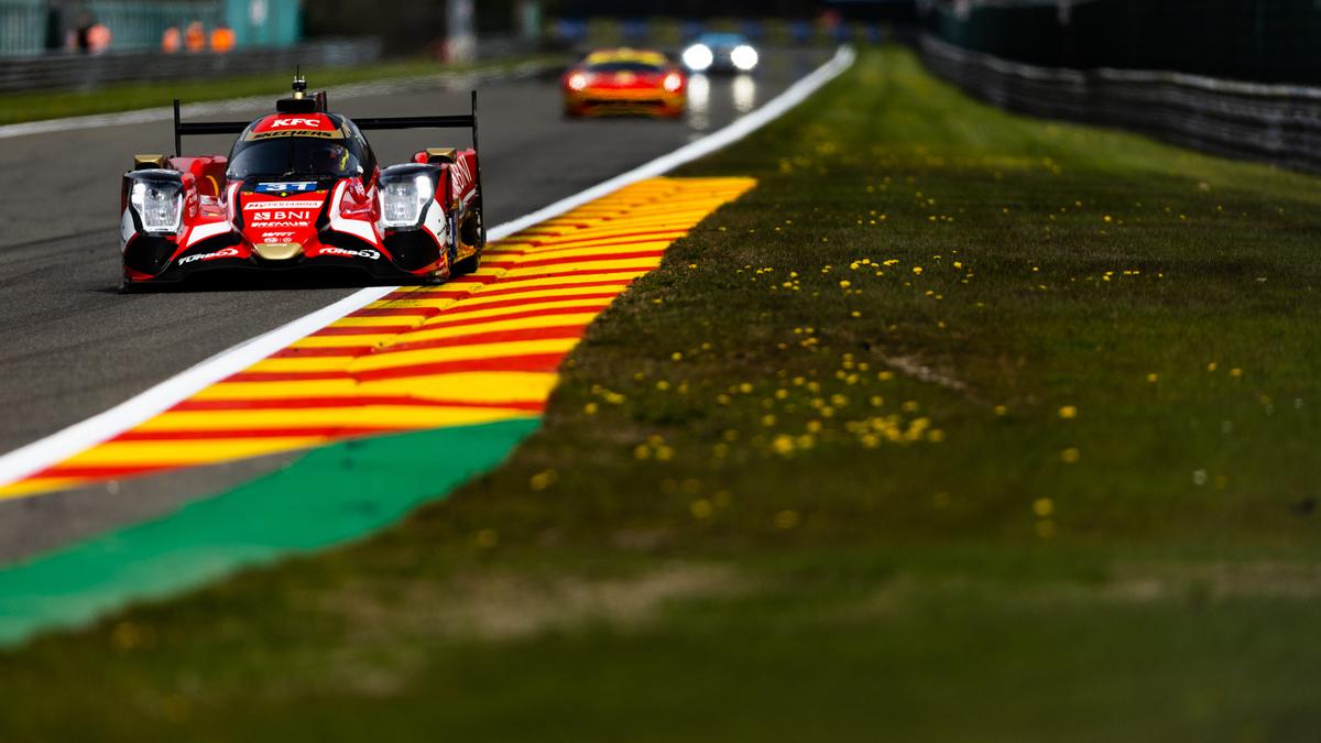 Hari Ini, Sean Gelael akan Start dari Posisi 4 Balapan 6 Hours of Spa