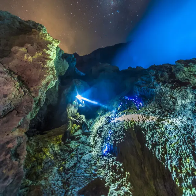 Blue Fire di Kawah Ijen.