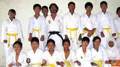 Citizen6, Lampung: Induk Karate-do Indonesia SMPN 3 Sumberjaya Lampung barat, memohon dinas pendidikan setempat agar diperhatikan prestasi anak bangsa (Pengirim: Sumarno)
