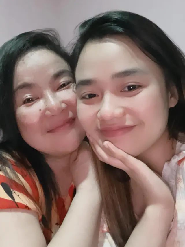 Meninggal Dunia, Ini 7 Potret Kenangan Aulia DA Bersama Ibundanya