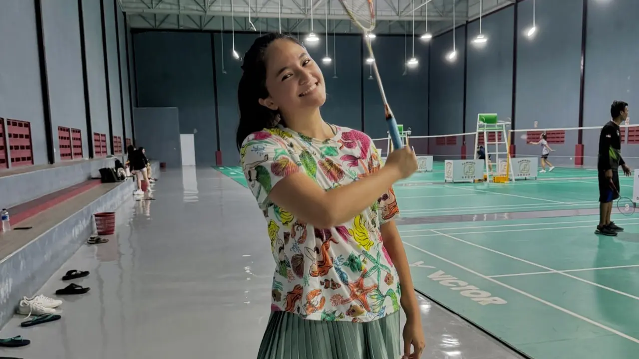 7 Potret Marshanda yang Kini Hobi Main Badminton, Disebut Makin Fresh