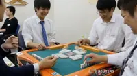 Menang Main Kartu Mahjong Syarat Diterima di Perusaahan Jepang Ini. Foto : Reuters