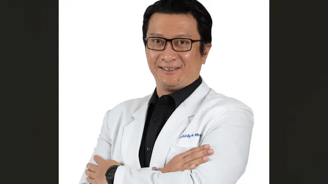 dokter spesialis bedah toraks kardiovaskular RS Siloam Lippo Village Karawaci, Dicky Aligheri