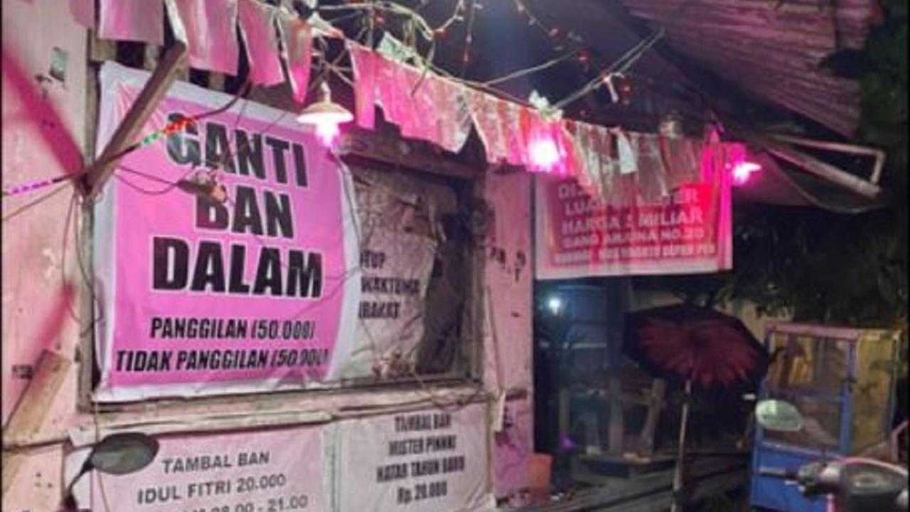 Anti Mainstream, Tempat Tambal Ban Bertema Serba Pink di Jogja Ini Viral