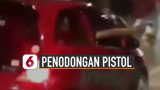 VIDEO: Viral Pengendara Mobil Todong Pistol ke Arah Kerumunan Pengendara Motor