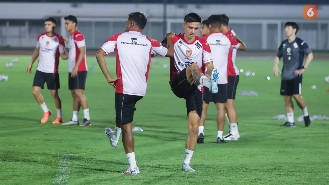 Foto: Sempat Dicoret Shin Tae-yong, Eliano Reijnders Tetap Semangat Ikut Latihan Bersama Timnas Indonesia Jelang Laga Melawan Arab Saudi