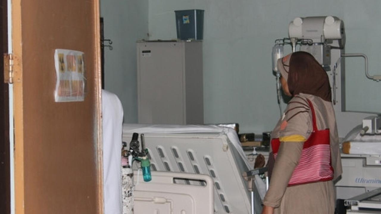 Polisi bersenjata kawal Tosan jalani foto rontgen