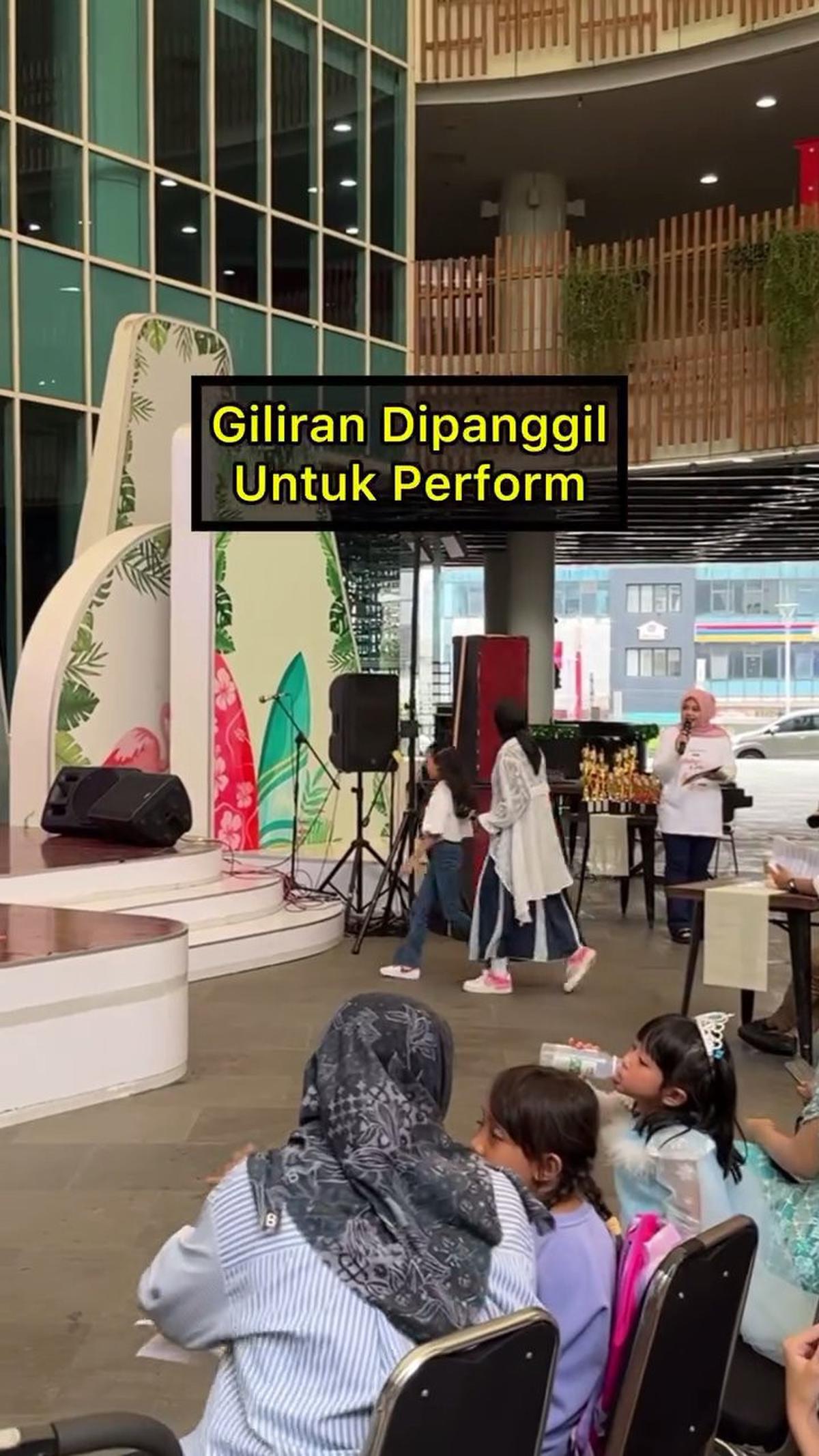 7 Potret Tantri Kotak Ikut Lomba Nyanyi di Tempat Les Vokal Anak, Tak Dapat Juara 1