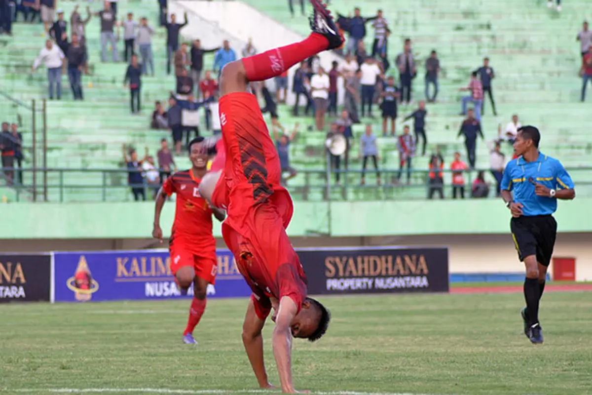 Tinton Suharto (Persis Solo)