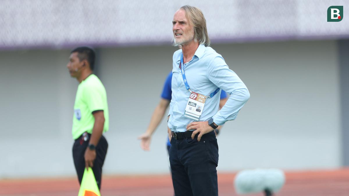 BRI Liga 1: Jelang Duel pada Laga Penentuan, Pelatih Dewa United Doakan Persis Selamat dari Degradasi