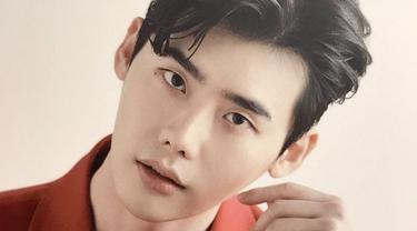 Lee Jong Suk Umumkan Tanggal Resmi Masuk Wajib Militer News