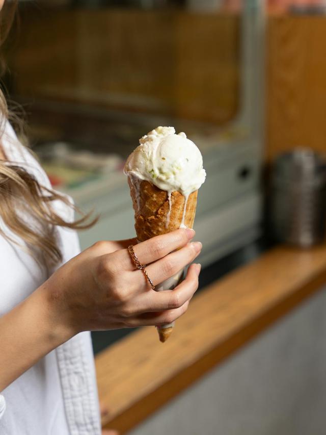 Kenapa Jadi Sering Ngidam Makanan Manis Setelah Makan Berat Ya? Ternyata Begini Alasannya!