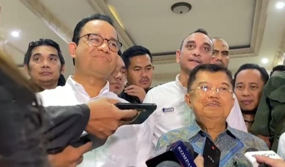 “Itu semua ada aturannya, yakni tidak boleh saling mengganggu. Jadi selama ada izinnya (penayangan videotron), itu adalah pelanggaran,”&nbsp;